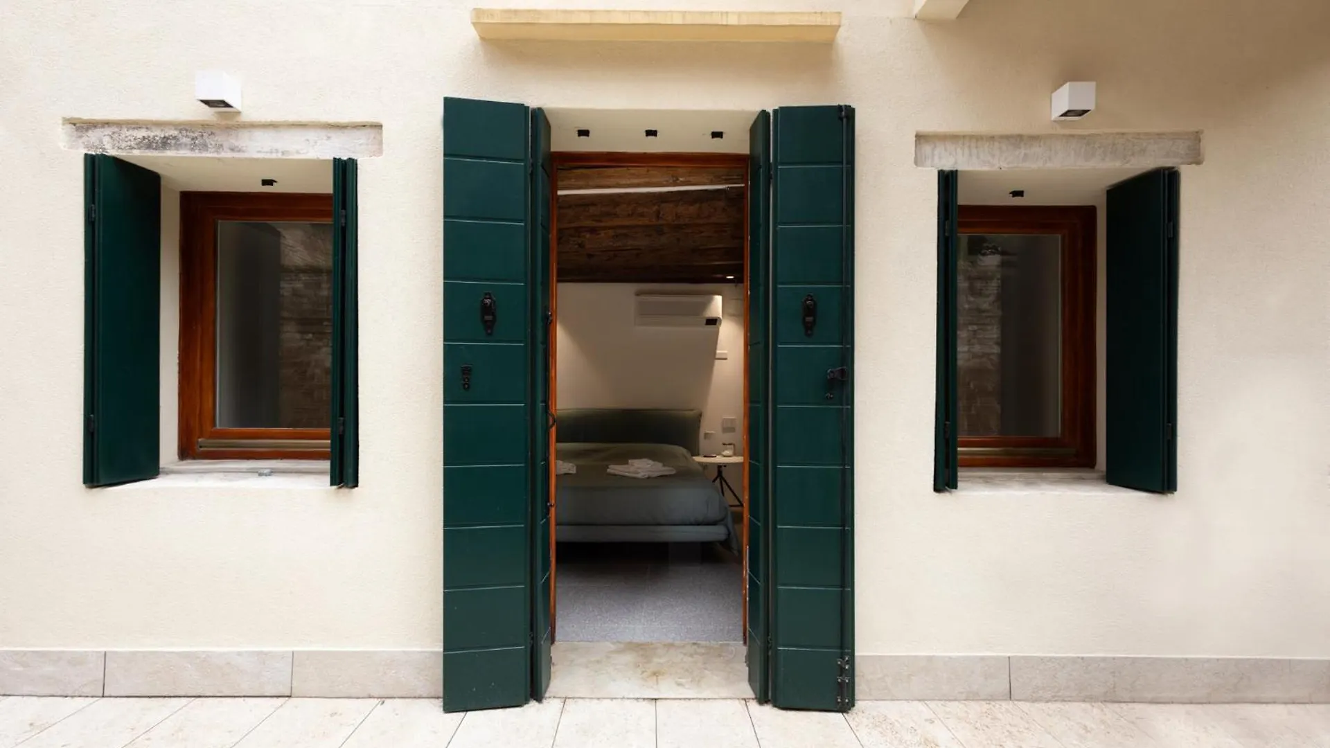 Peggy'S Retreat Luxbotiquehome ~ Wifi + Patio Venice 0*,  Italy